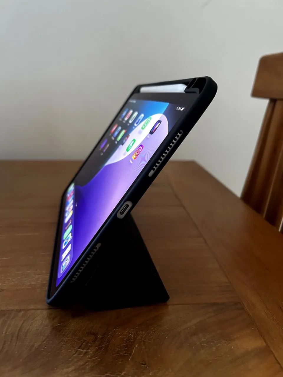 VENDO IPAD AIR 11 POLEGADAS, 128 GB +  APPLE PENCIL PRO + CAPA - Foto 2