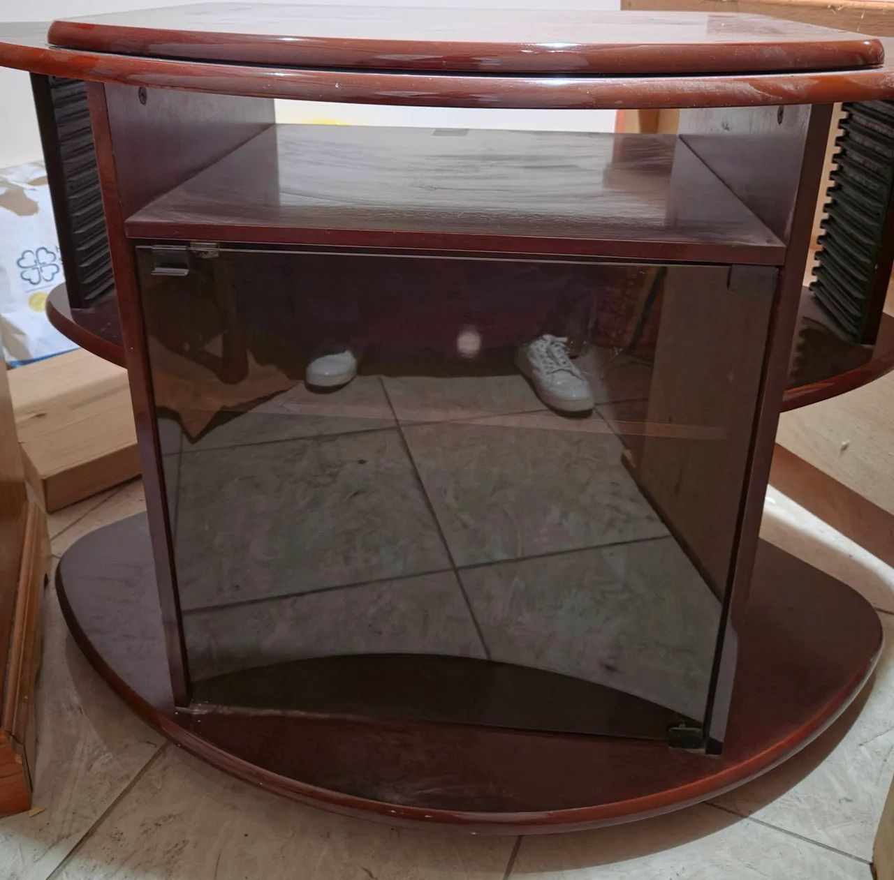 Rack com tampo giratório para TV, bar e áudio - Foto 3