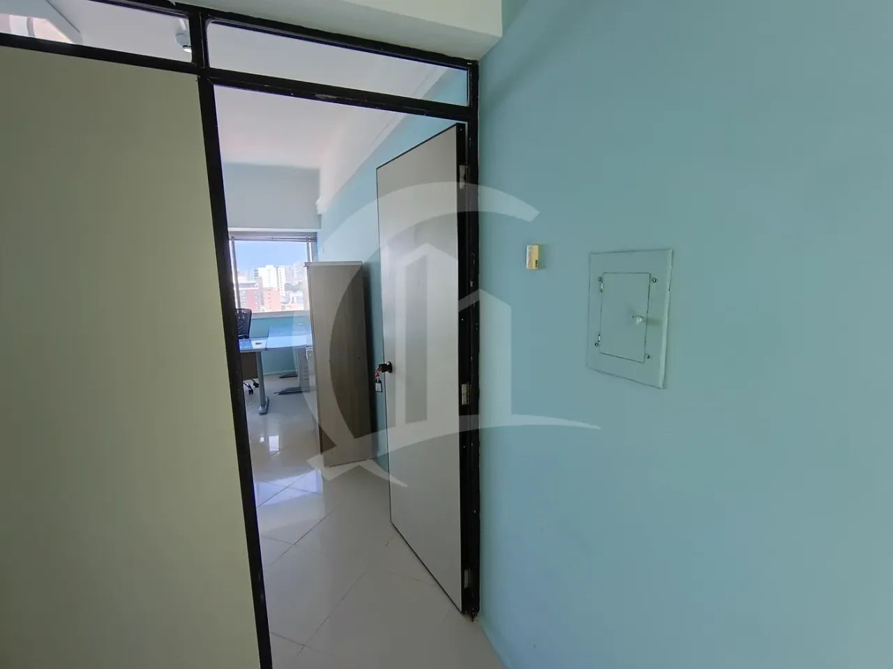 Sala comercial para locação no Edifício Oviedo Teixeira com IPTU 2026 isento - Foto 2