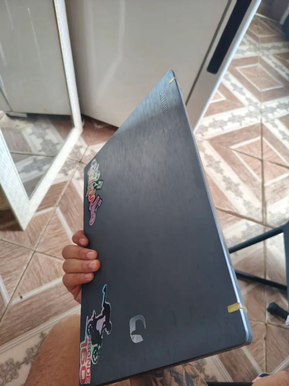 Vendo notebook positivo 