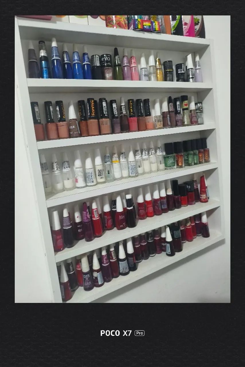 Expositor de esmaltes