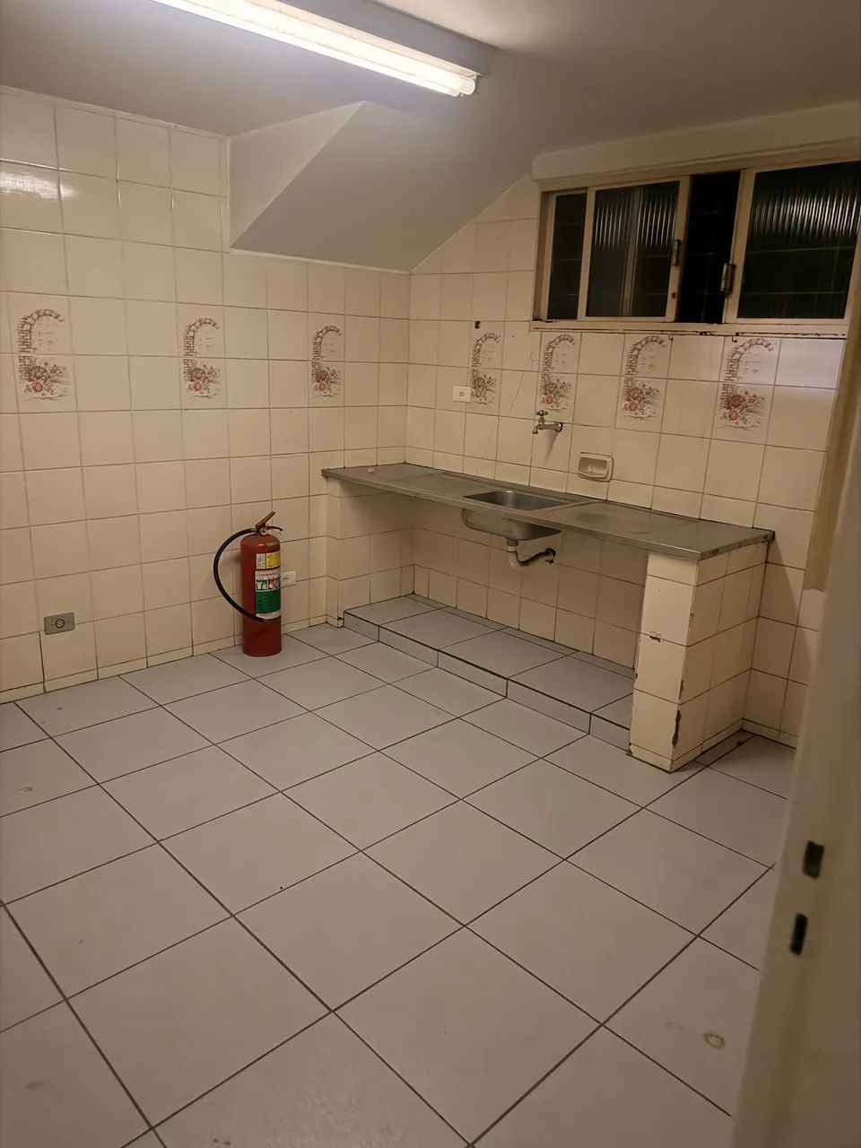 Alugo barracão para Depósito- centro - Foto 5