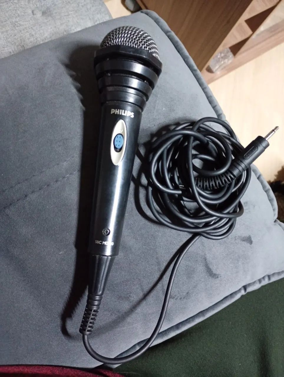 Microfone Philips com fio  outro profissional CSMC 150  - Foto 2