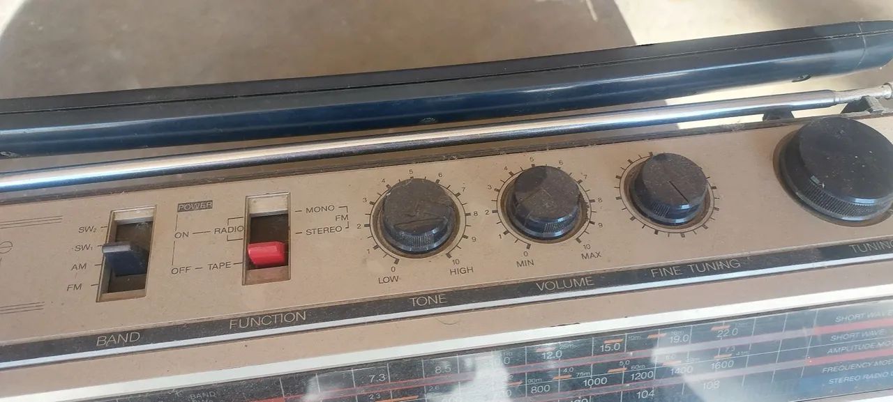 Rádio sharp 1980 colecionador - Foto 3