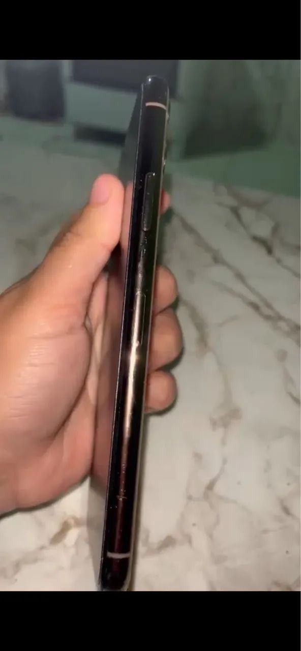 IPHONE 11 pro max estado de novo  - Foto 2