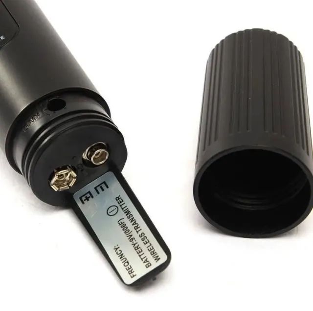 Microfones S/fio pra sair logo - Foto 2