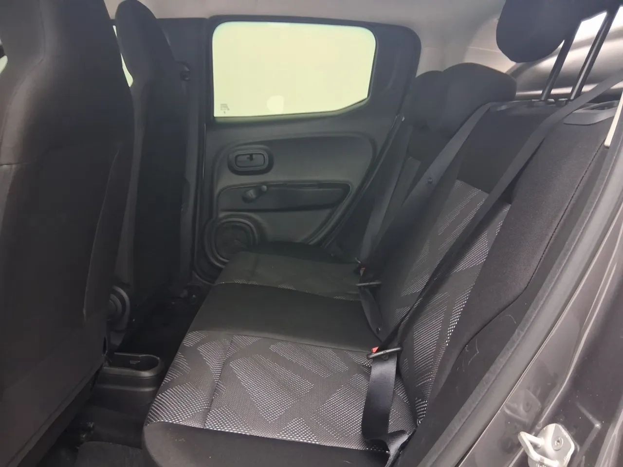 Fiat Mobi LIKE 1.0 Fire Flex 5p., foto 17 de 18