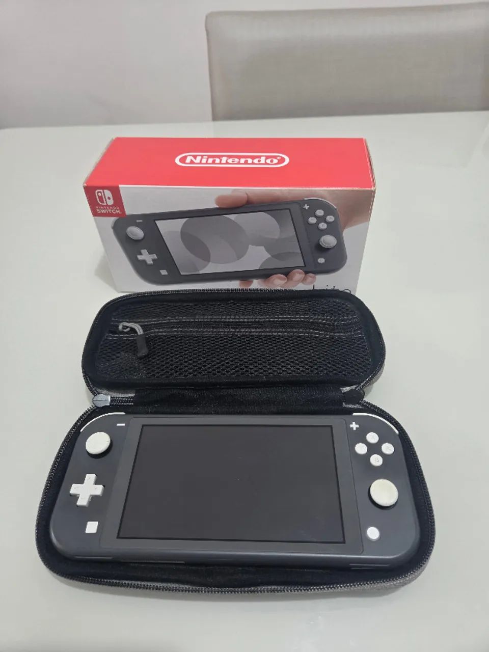 Nintendo Switch Lite Cinza + Caixa + Case Oficial + Carregador - Foto 4