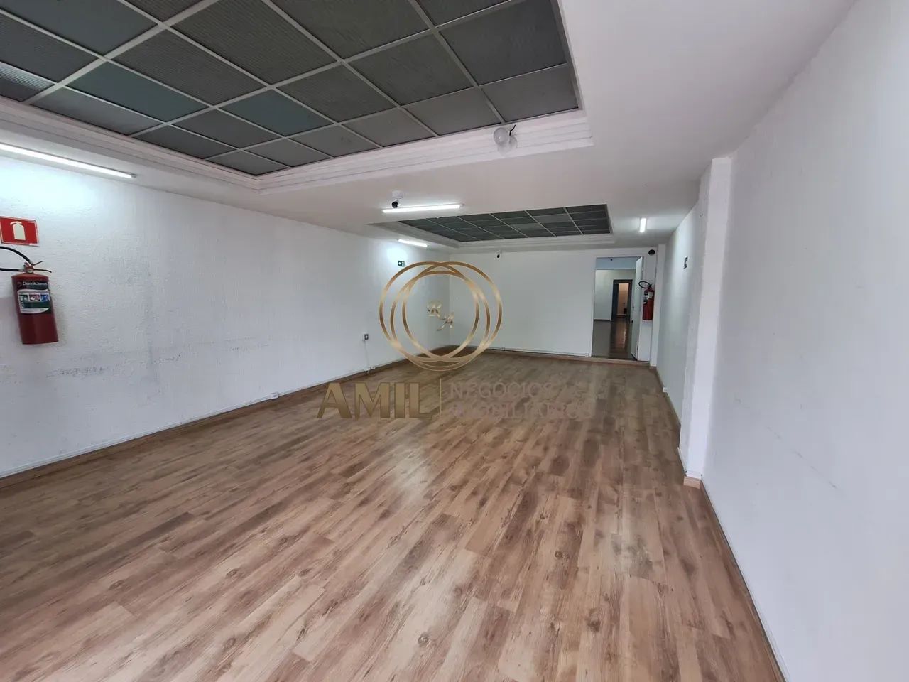 EE - Aluga Ponto Comercial de 200m² com Habite-se e AVCB no Centro de São José dos Campos - Foto 2