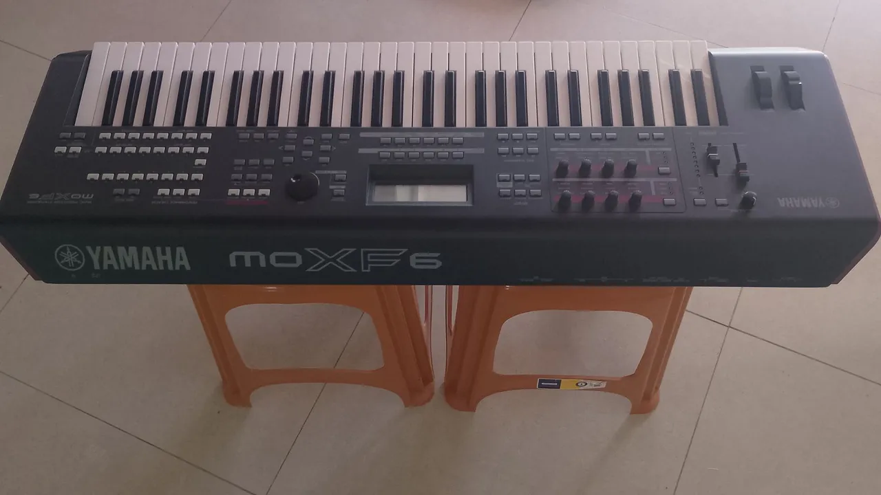 Yamaha Moxf6 ジャンク teclado yamaha moxf6