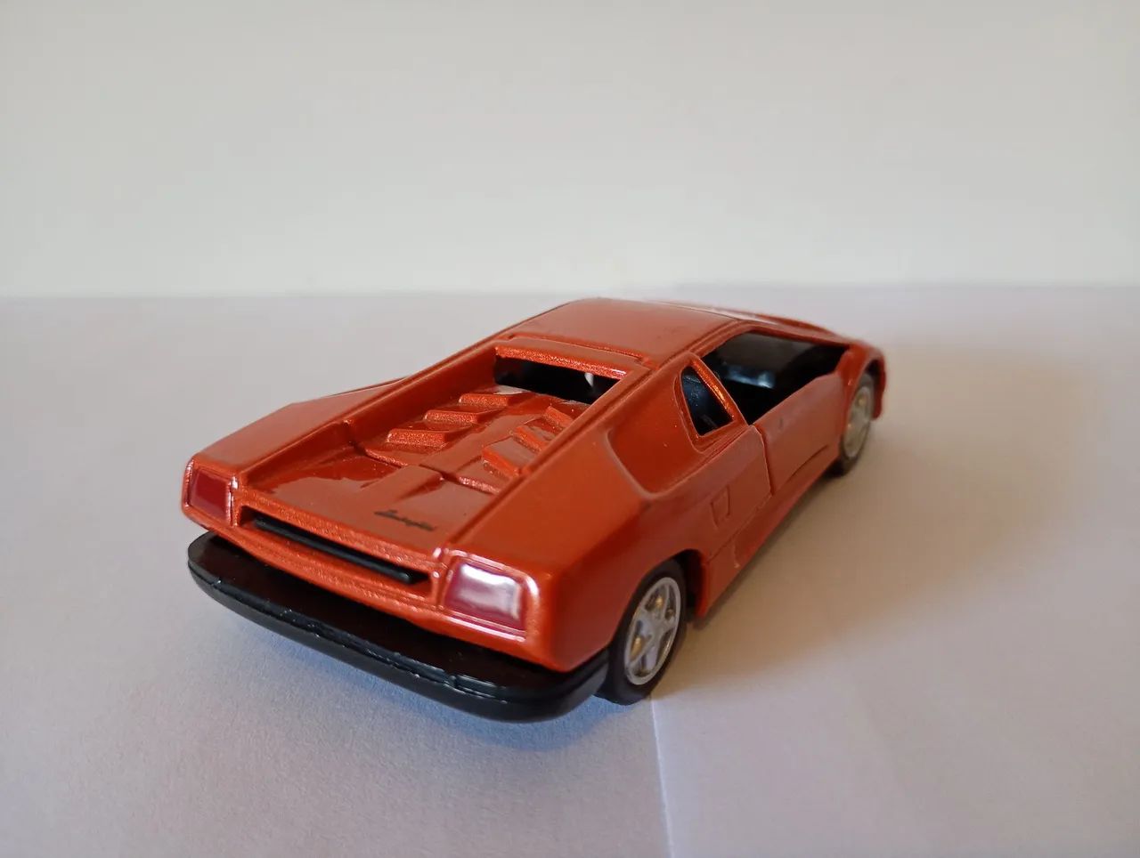 Motor Max - Miniatura Lamborghini Diablo  - Foto 3