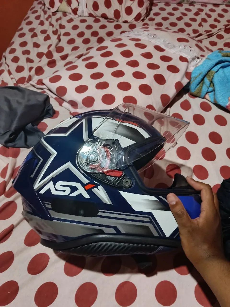 Tamanho 56, capacete bom e confortável  - Foto 3