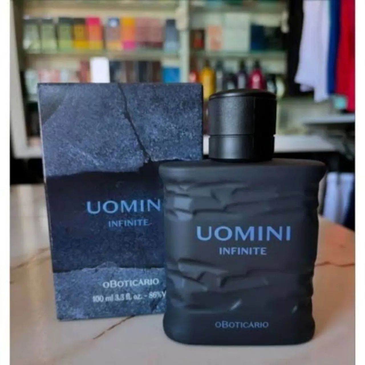 UOMINI INFINITE 