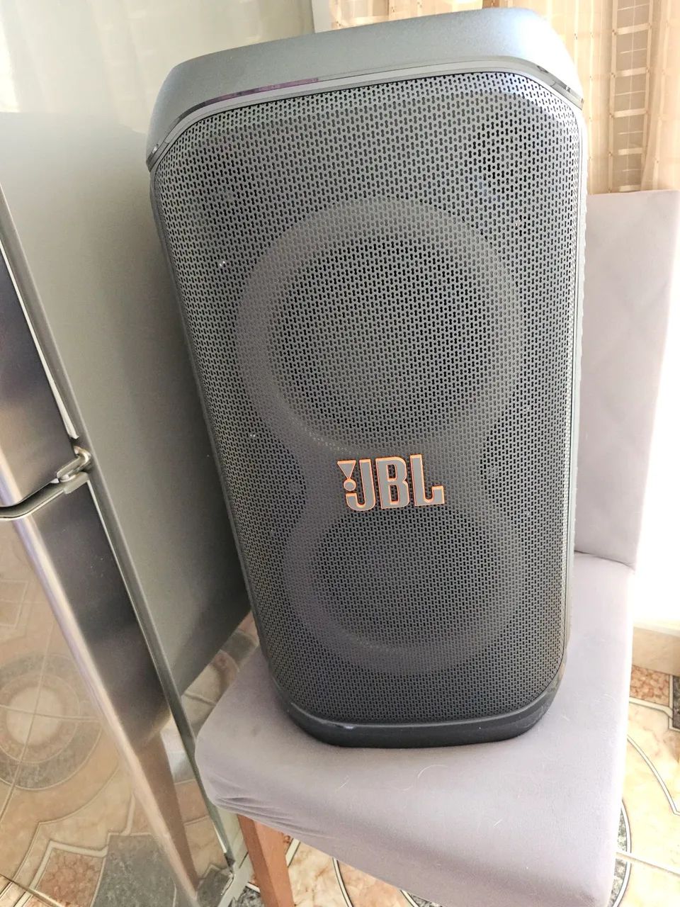 Caixa JBL 320 partybox  - Foto 3