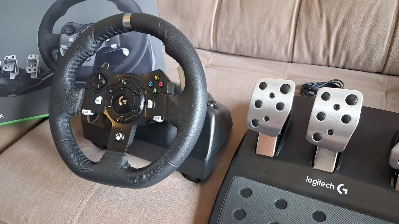 Volante Logi G920 com pedais - Foto 3