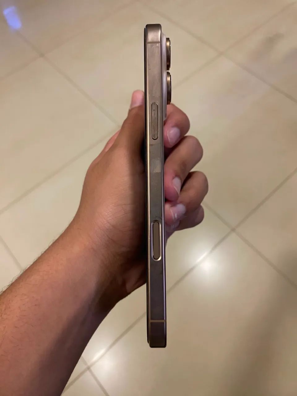 iPhone 16 pro Max 256  - Foto 4