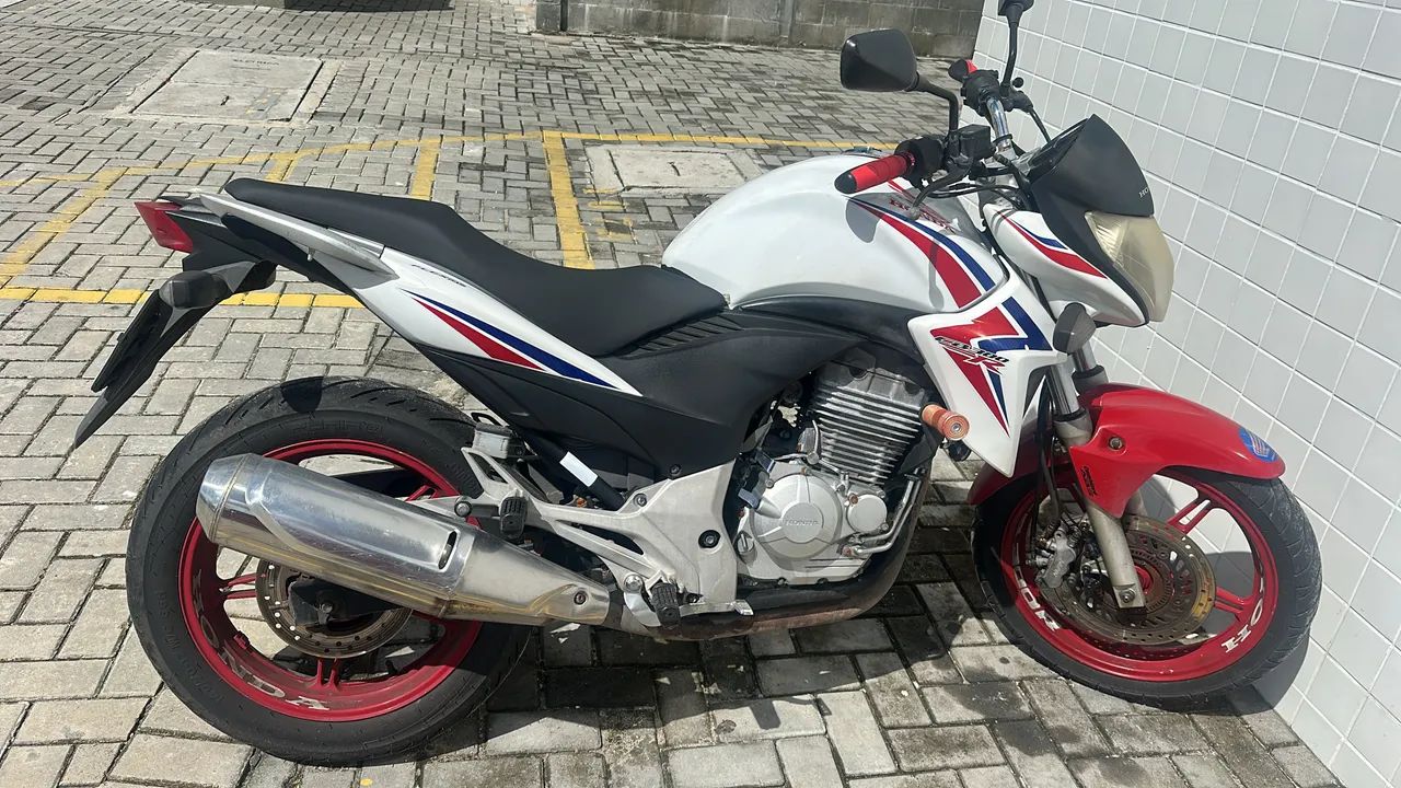 Vendo Cb300 oportunidade 
