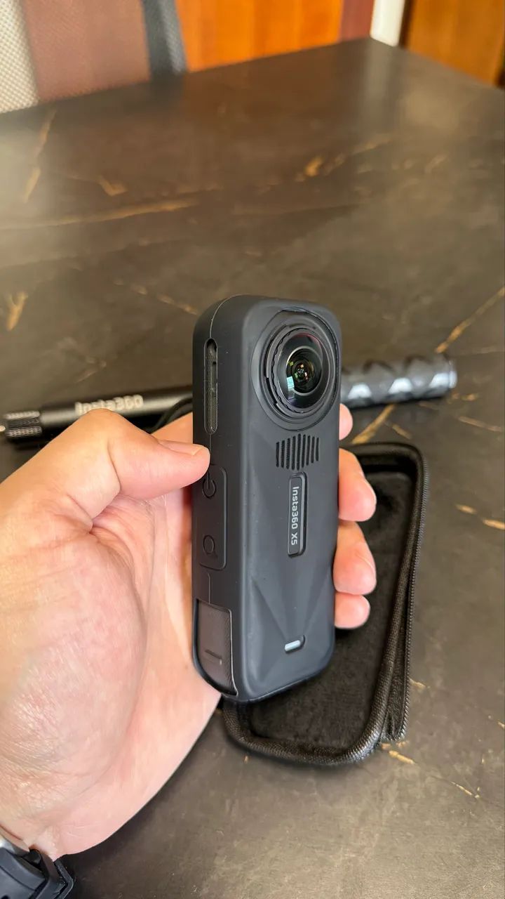 Insta360 X5 - Foto 3