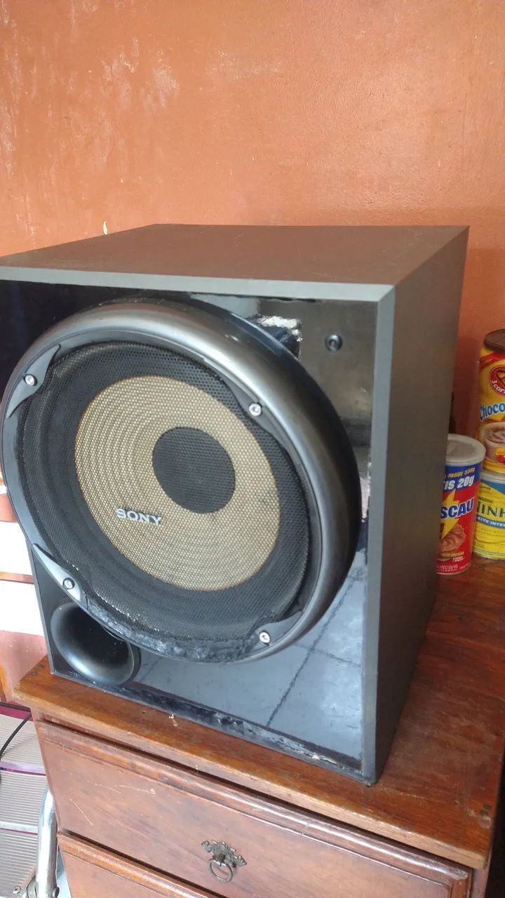 Subwoofer ativo 10 polegadas, sem defeito 