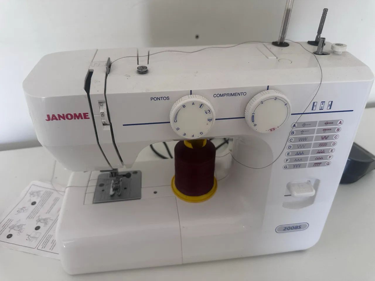 máquina de costura mecânica com 14 pontos