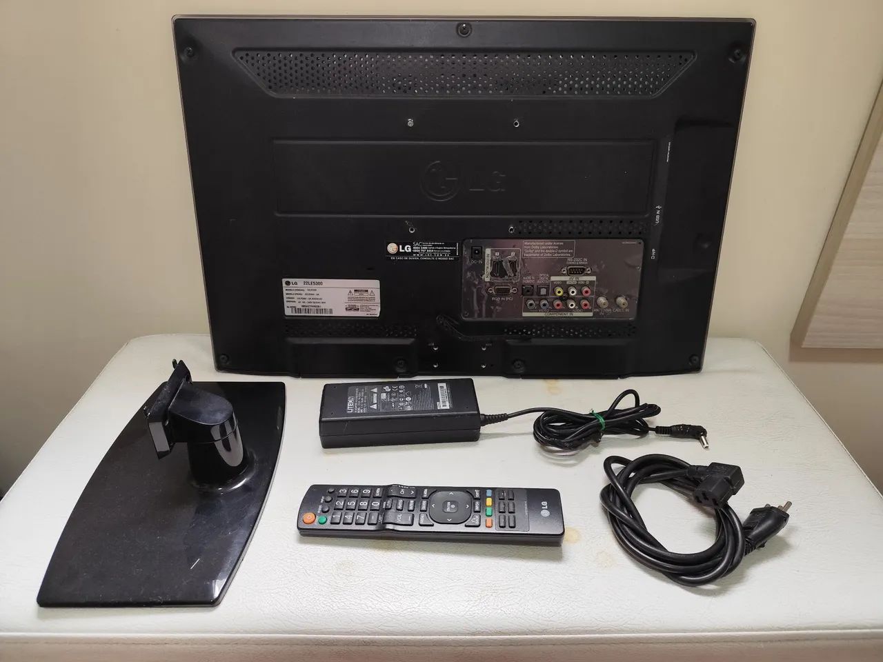 Tv LG Led 22 polegadas com tv digital - Foto 2