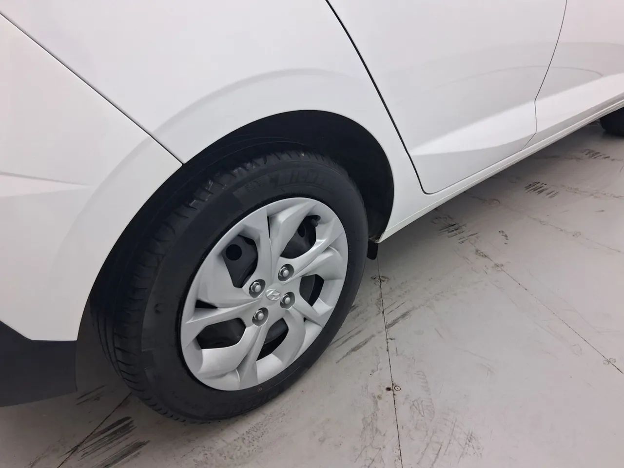 Hyundai HB20 Comfort Plus 1.0 Flex 12V Mec., foto 14 de 18