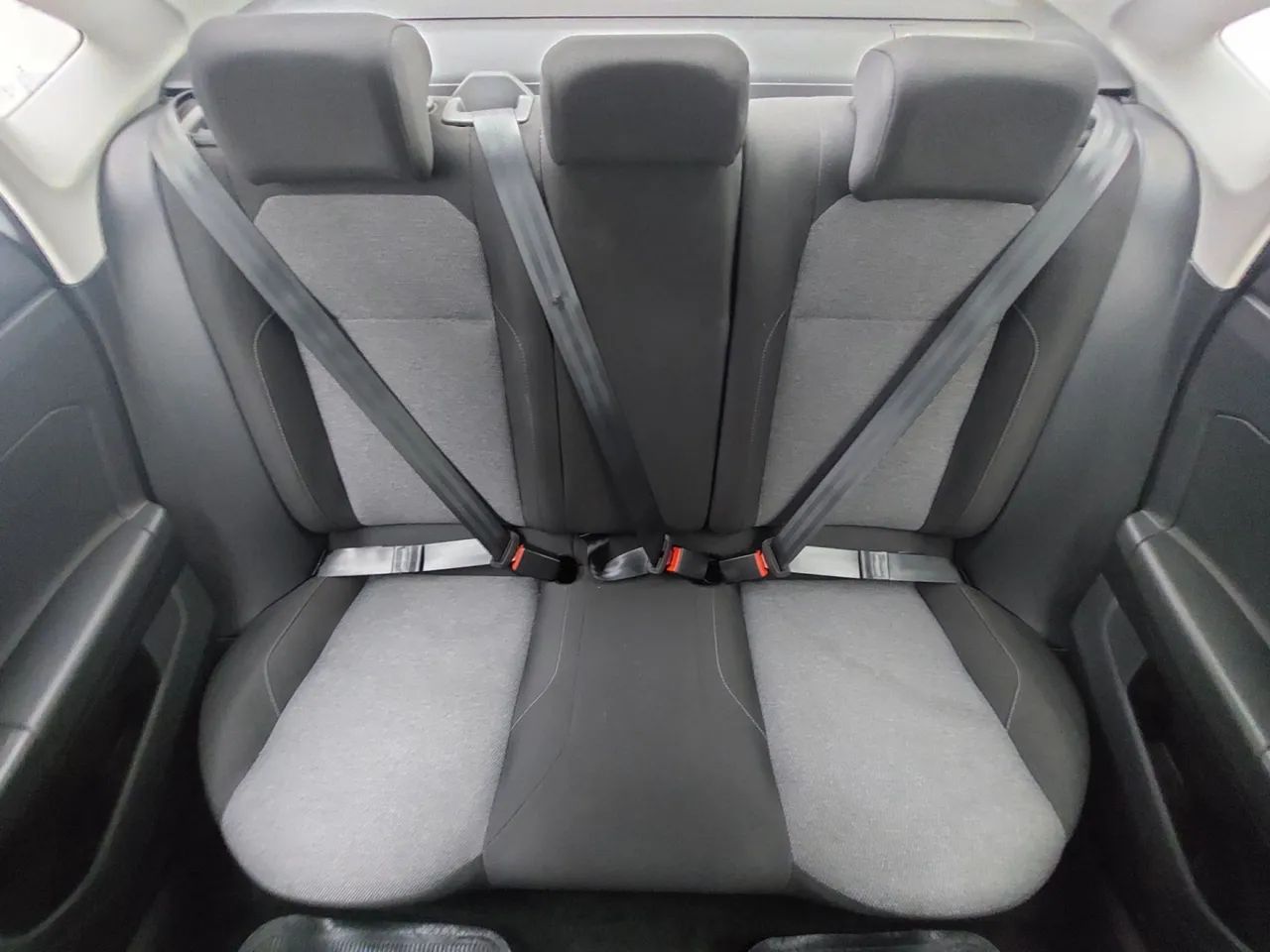 Volkswagen Virtus TSI 1.0 Flex 12V 4p Aut., foto 18 de 18