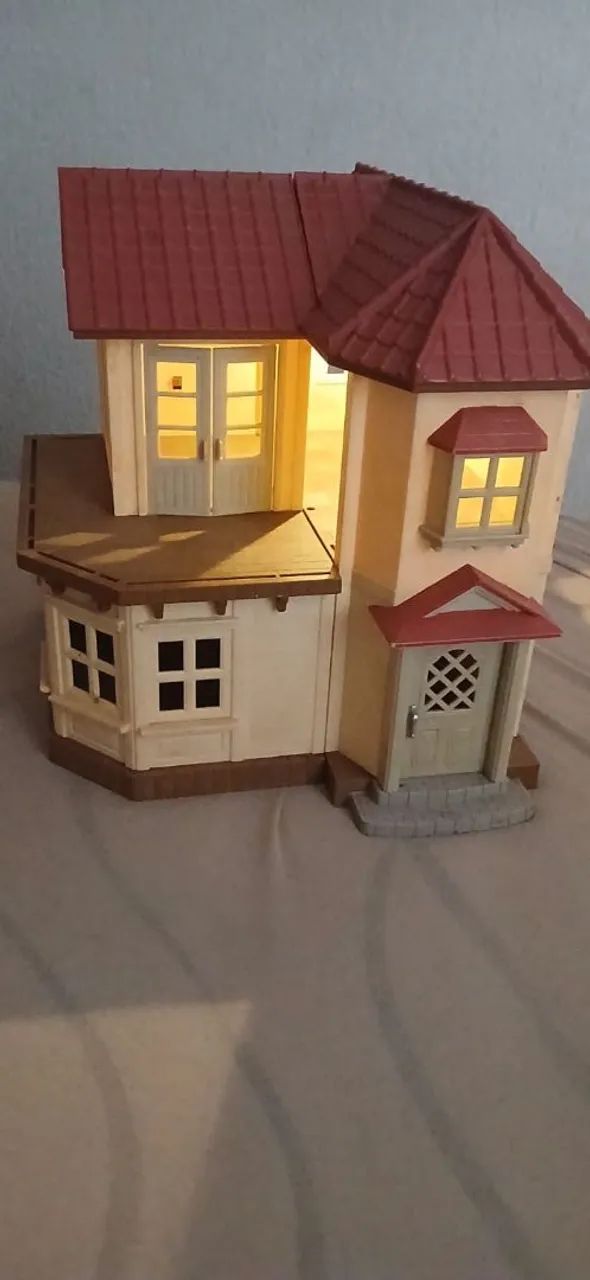 Casinha de brinquedo com acessórios conforme nas fotos  - Foto 2