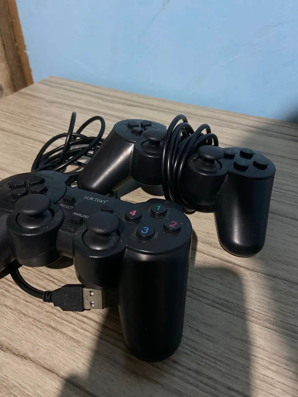 2 CONTROLE USB
