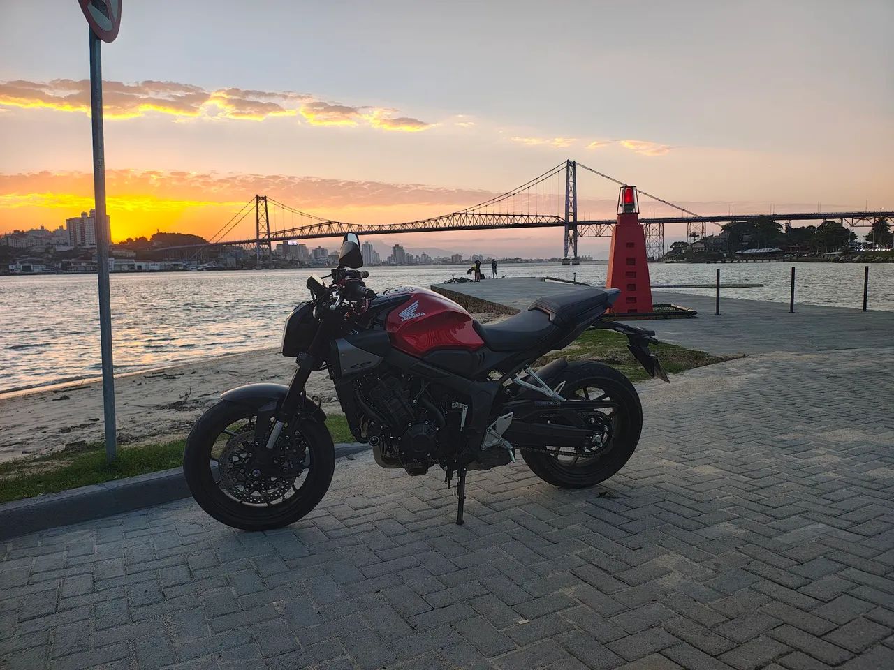 Cb 650 com e-cloud e apenas 2100km  - Foto 4