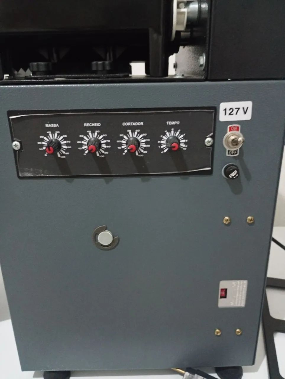 Vendo máquina modeladora de salgado - Foto 5