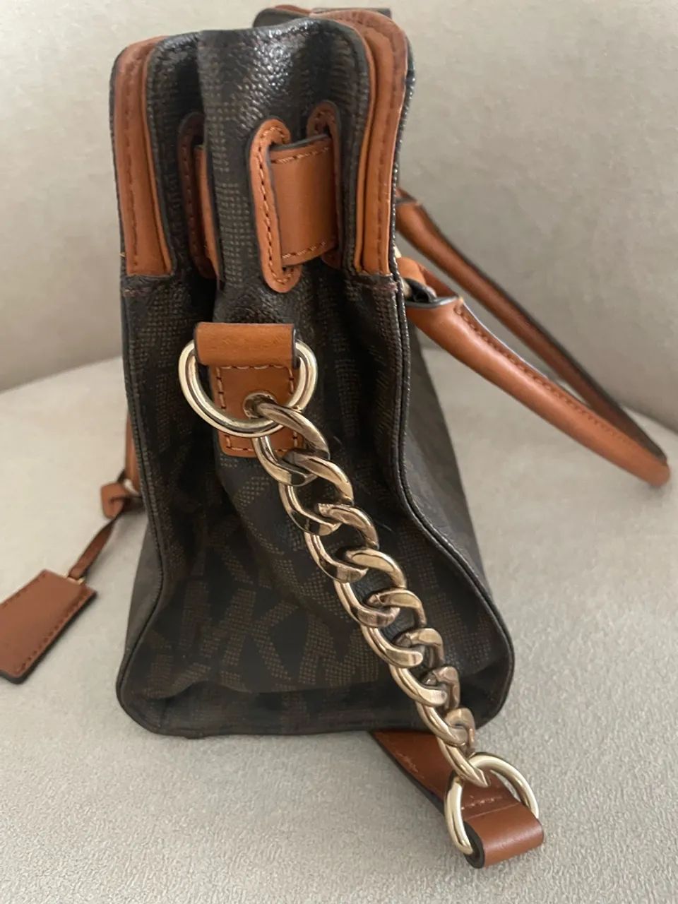 Bolsa monograma cadeado Michael Kors  - Foto 3