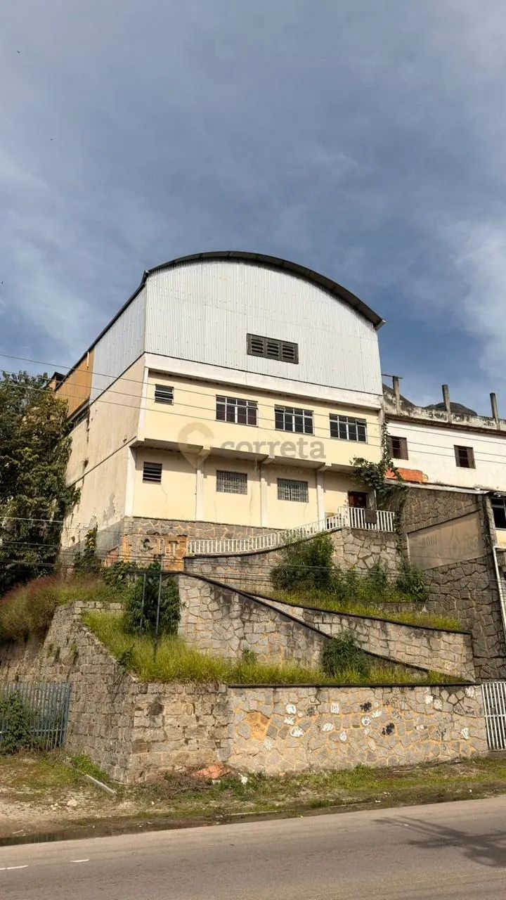 Predio em Corrego D'antas - Nova Friburgo