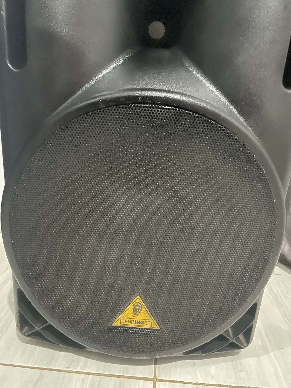 Caixa de som Ativa Behringer Eurolive B215A - Foto 5