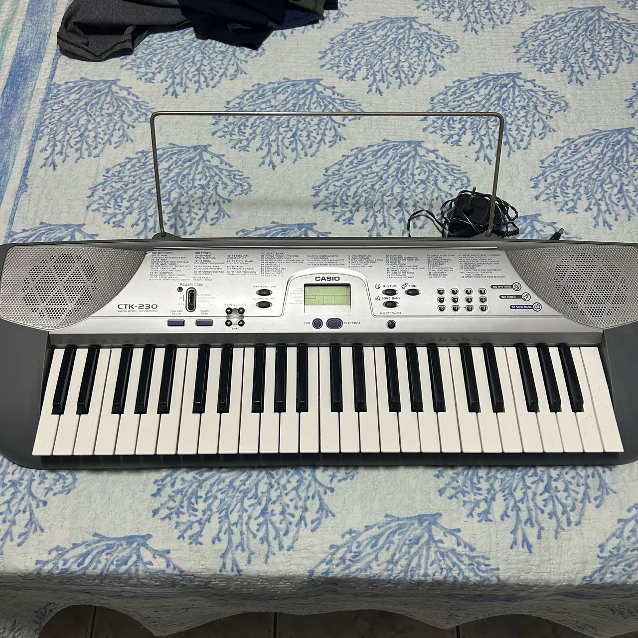 Teclado Musical Casio CTK-230