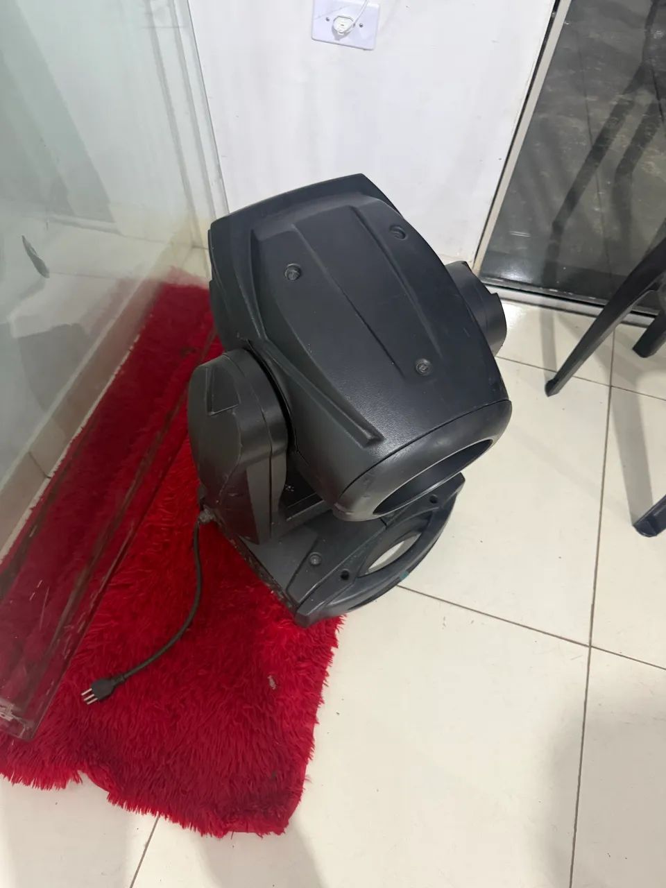 equipamento nas fotos é um DTS XR8, um refletor profissional do tipo "moving head" - Foto 4