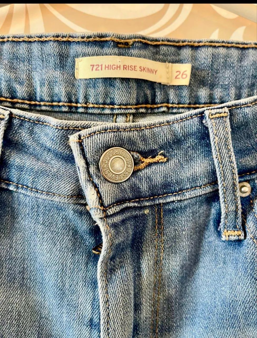 Calça Levi's 721 High Rise Skinny TAM 36 - Foto 3