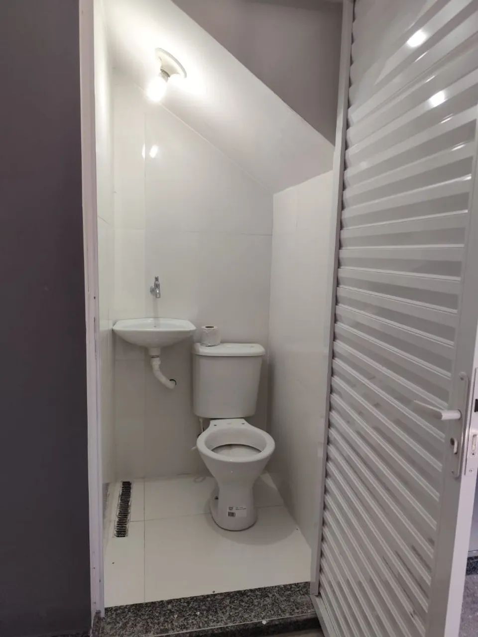 Excelente Galpão. 1a LOCAÇÃO. Viaduto Jardim Gramacho.  - Foto 6