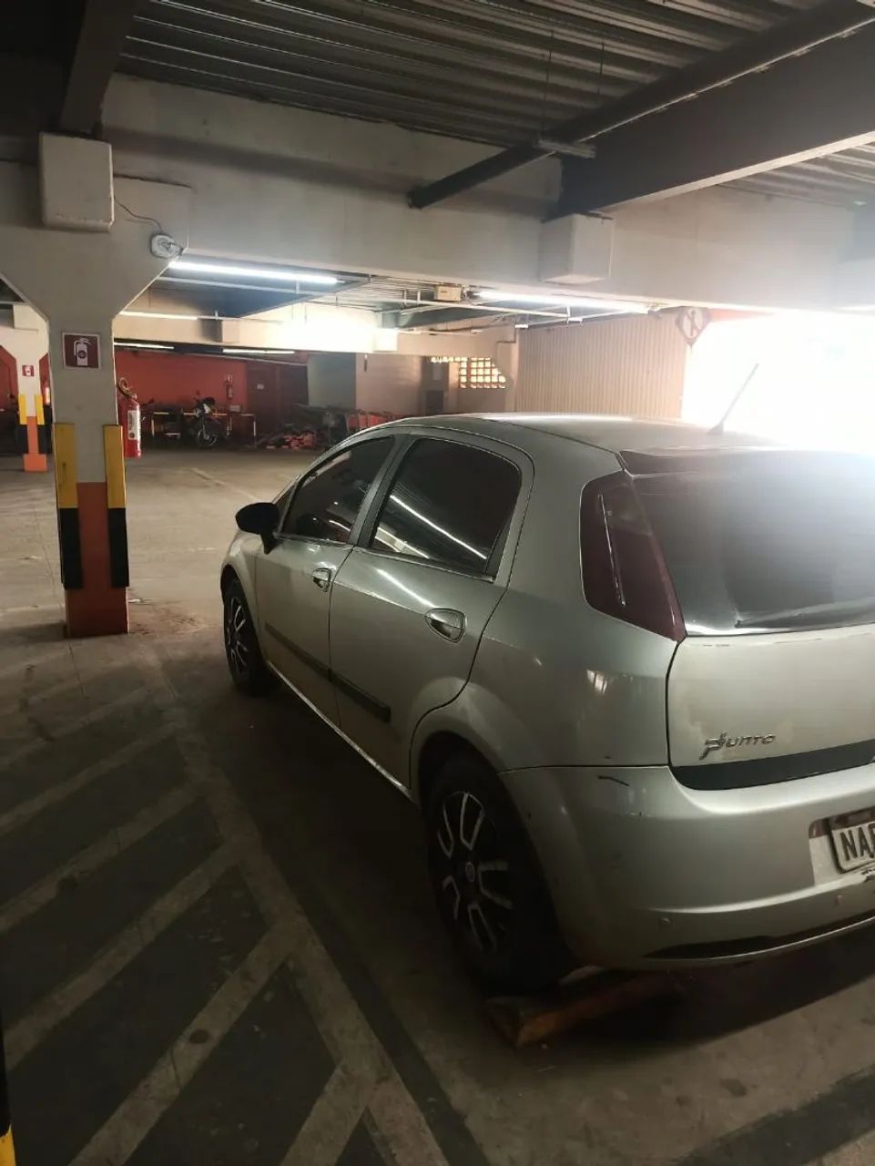 Fiat Punto ELX 1.4 Fire Flex 8V 5P 2010 - Foto 3