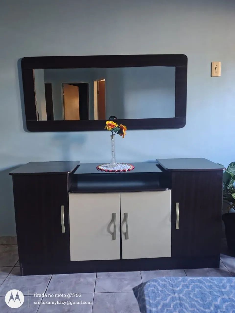 Móvel com espelho para sala de jantar com 