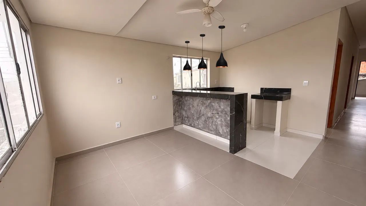 Sobrado desmembrado- casa alta ;recém reformado pra alugar - direto com proprietário  - Foto 2