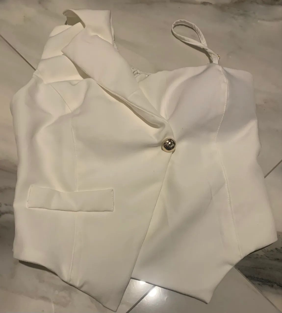 Blusa estilo colete  - Foto 2