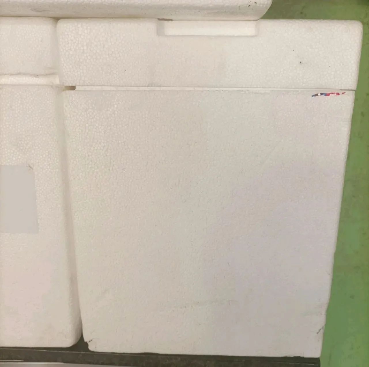 Caixa de isopor 