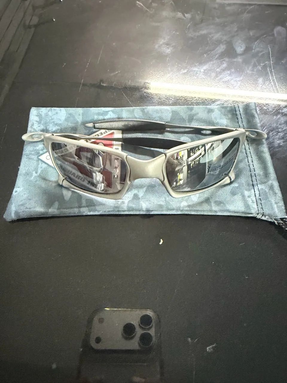 VENDO ÓCULOS OAKLEY SQUARED