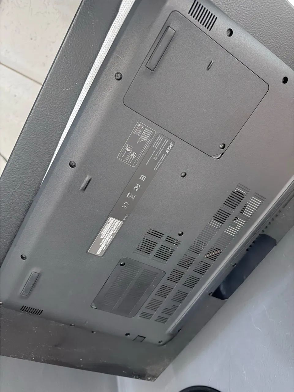 ? VENDO NOTEBOOK ACER ASPIRE A515-51  - Foto 5