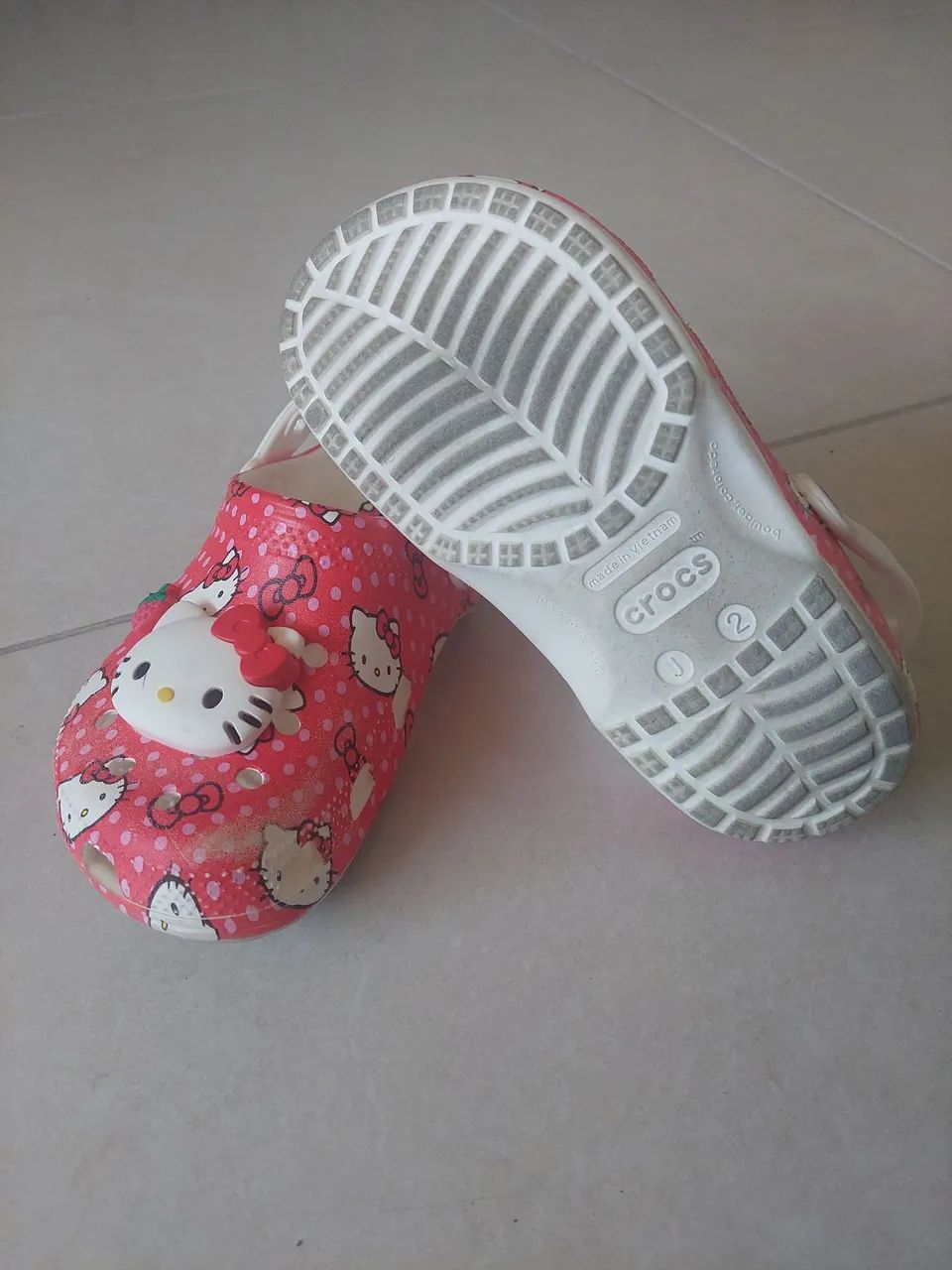 Crocs original Hello Kitty TAM 33 - Foto 2