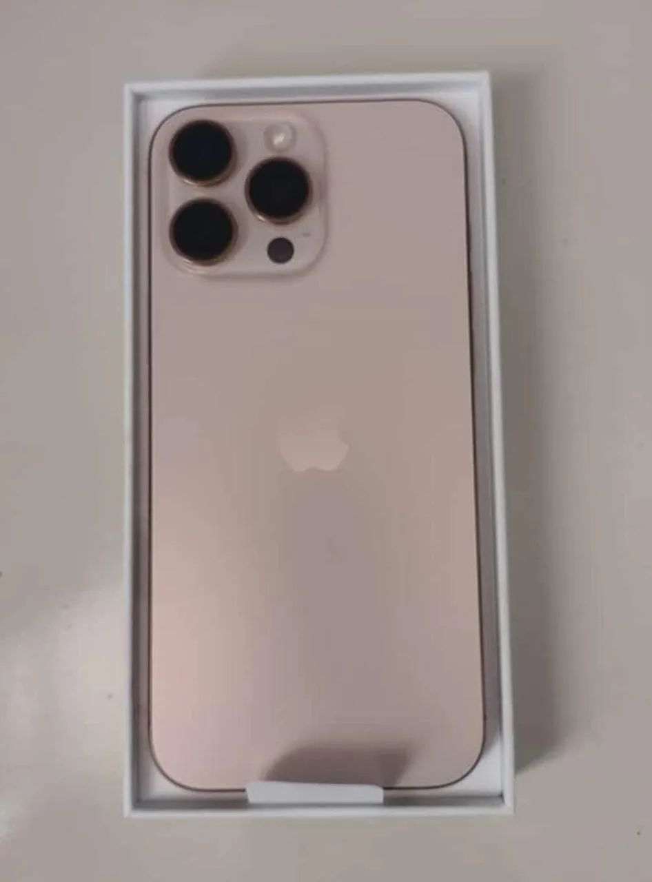 iPhone 16 Pro Max 