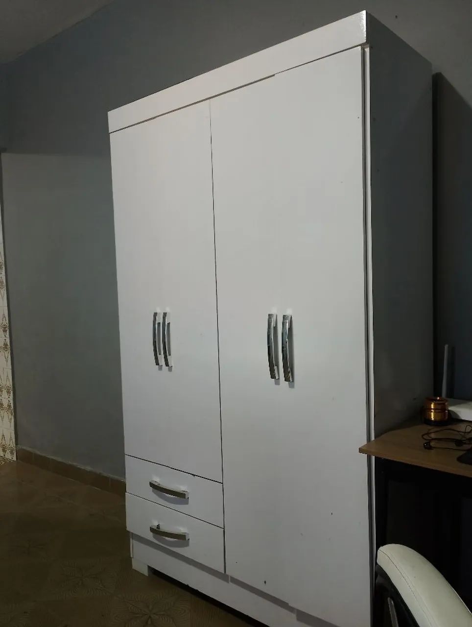 DESAPEGO GUARDA ROUPA