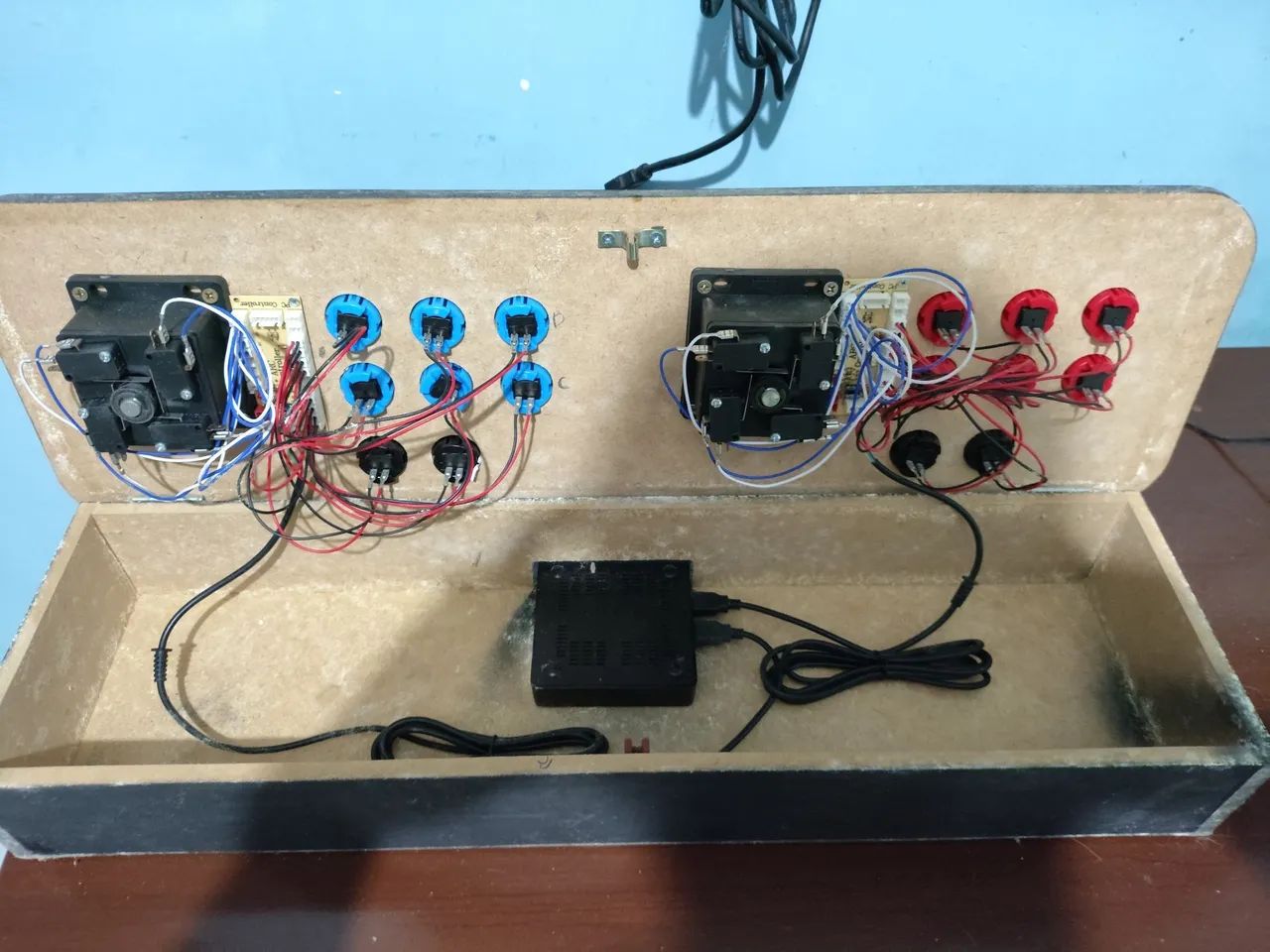 Arcade fliperama 2 controles 22 mil jogos - Peças e Acessórios de
