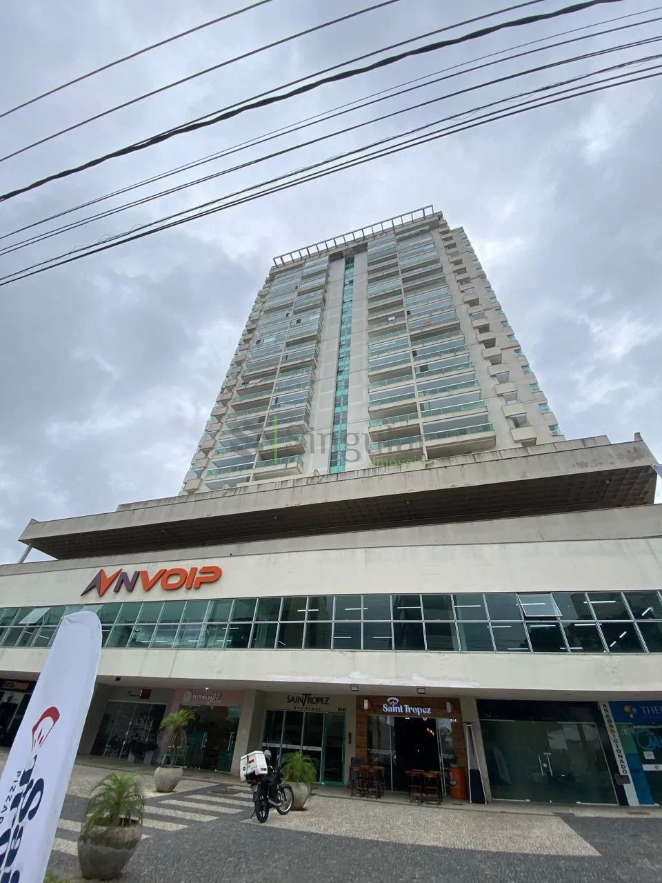 Excelente 2 quartos com suíte, em condomínio clube.